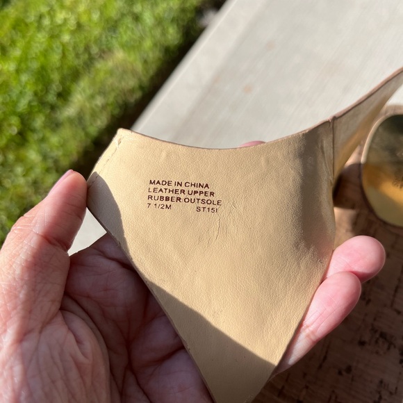 GUC Michael Kors Sandals - Picture 7 of 7